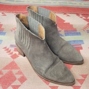 Madewell Grey Suede Stacked Heel Booties Size 7